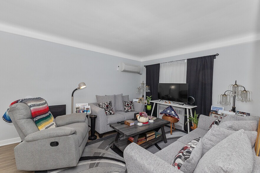 More Photos Of 6914 Montgomery Rd, Cincinnati Apartments For Sale