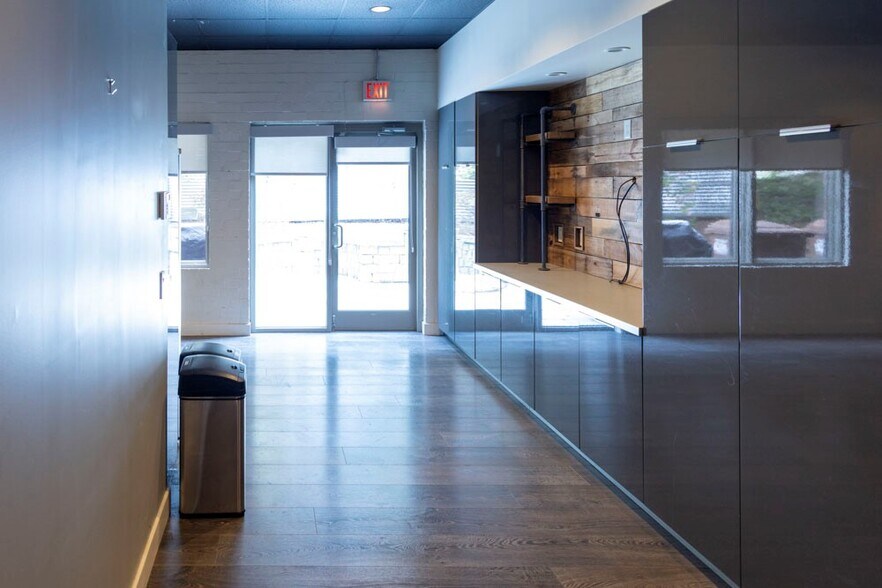 More Photos Of 4397 Federal Dr, Greensboro Flex For Lease