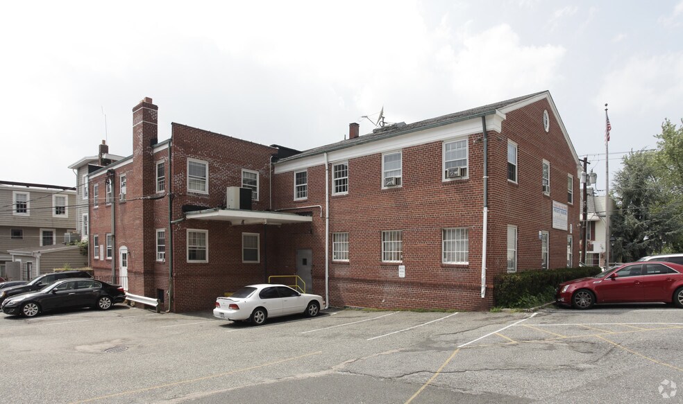 More Photos Of 407 E Main St, Port Jefferson Office For Lease