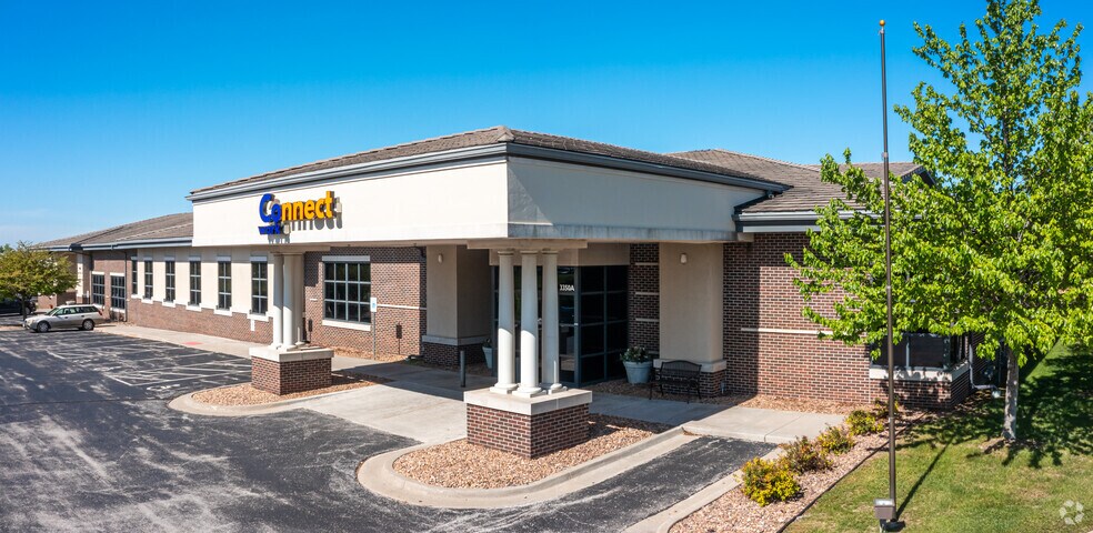 More Photos Of 3340-3350 NE Ralph Powell Rd, Lee's Summit Office For Lease