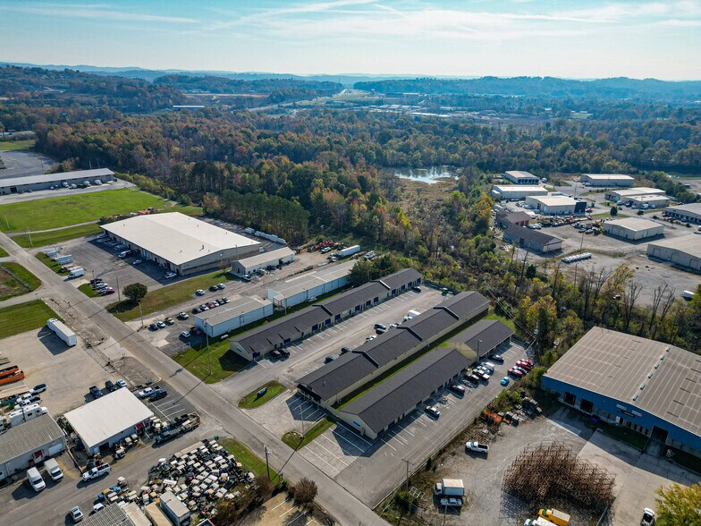 More Photos Of 128 Direct Connection Dr, Rossville Warehouse For Lease
