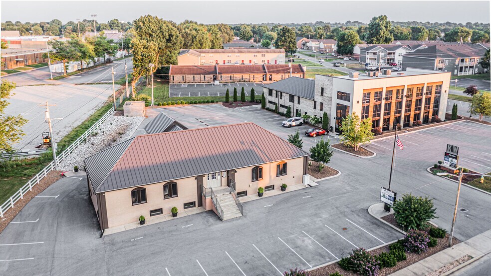 More Photos Of 1502 Westen St, Bowling Green Office For Sale