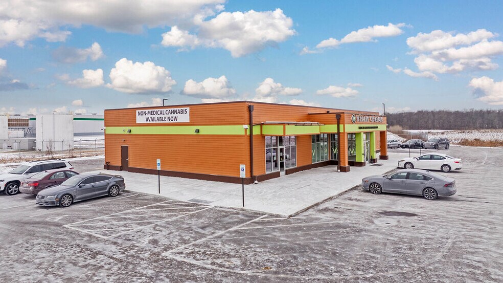 More Photos Of 876 State Route 61, Marengo Storefront Retail Office For Lease