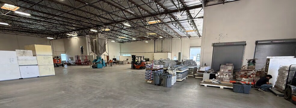 More Photos Of 14317 Veterans Way, Moreno Valley Warehouse For Sale