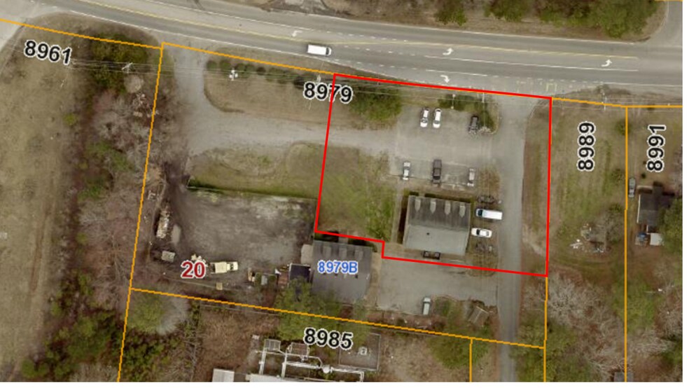 More Photos Of 8979 Pocahontas Trl, Williamsburg Light Distribution For Lease