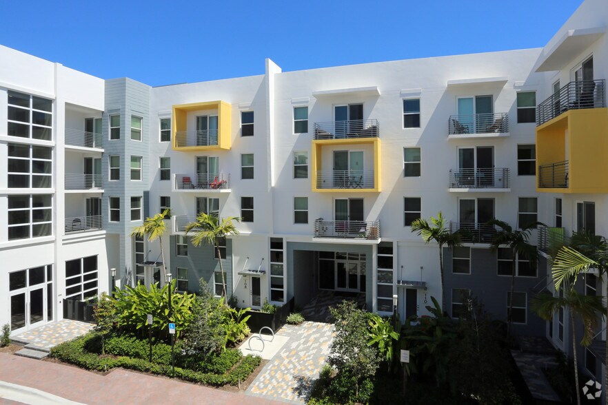 More Photos Of 190 SE 5th Ave, Delray Beach Apartments For Lease