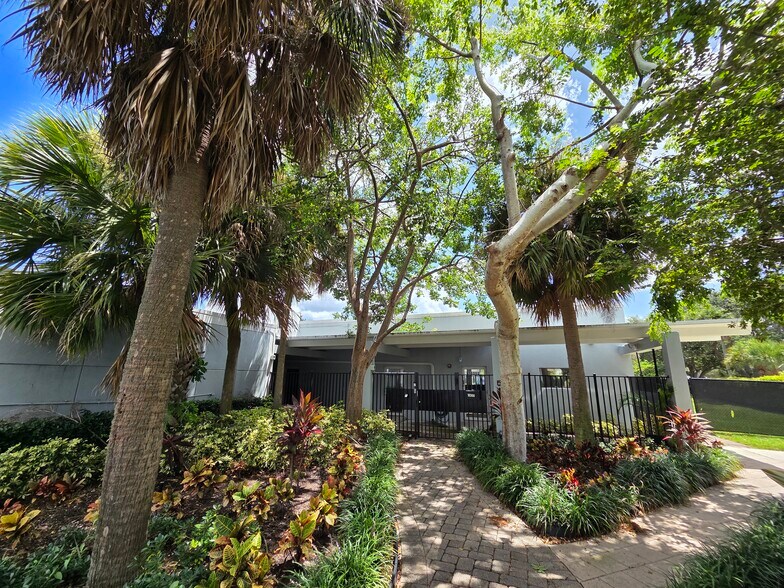 More Photos Of , Palm Beach Gardens Specialty For Sale