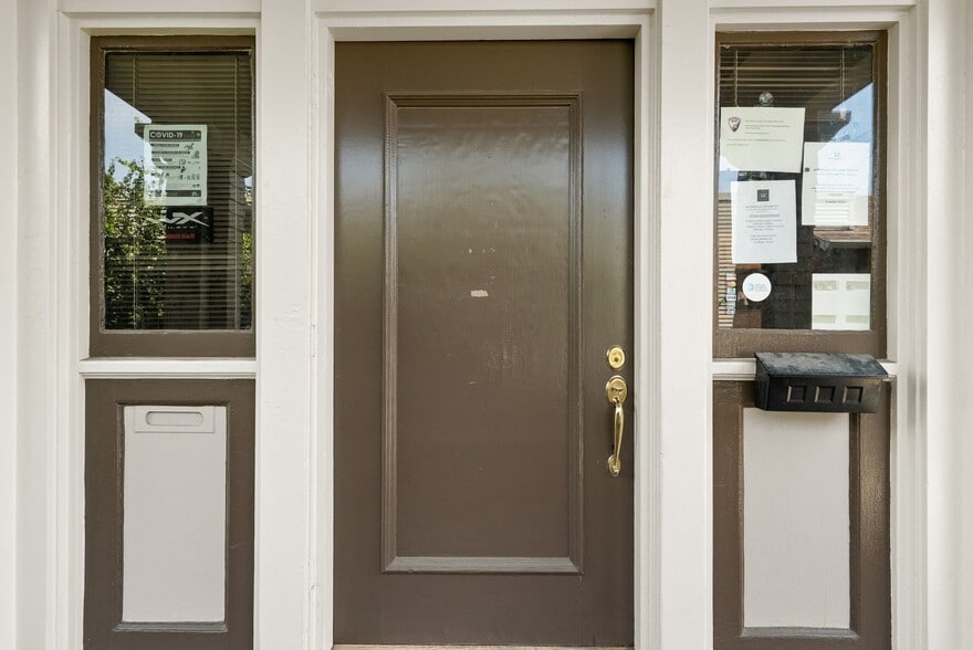 More Photos Of 217 E Lake Ave, Watsonville Office For Sale