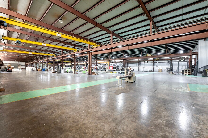 More Photos Of 11939 Aldine Westfield Rd, Houston Manufacturing For Lease