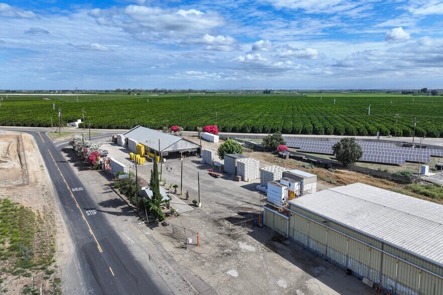 More Photos Of 5054 Portola ave, Del Rey Warehouse For Sale