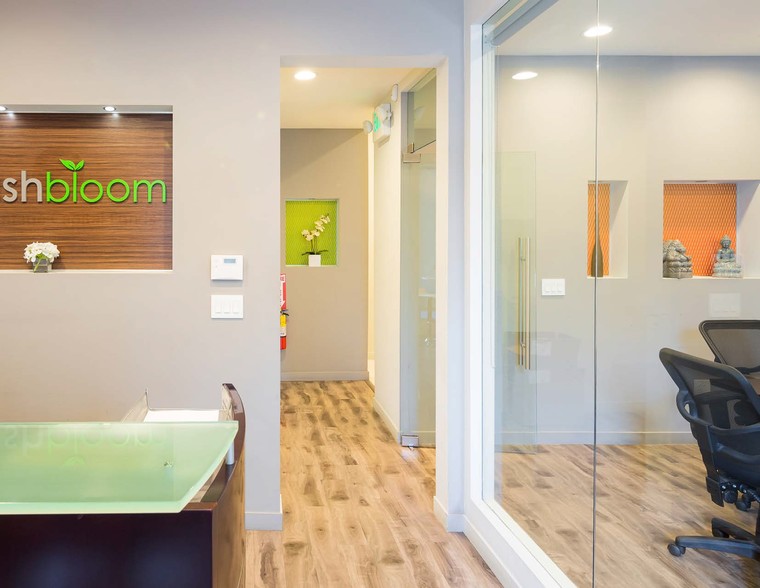 More Photos Of 13263 Ventura Blvd, Studio City Office For Lease