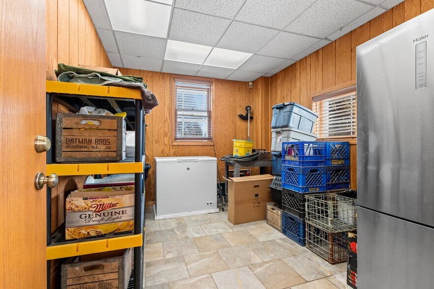 More Photos Of 537 Caldwell Ave, Oconto Falls Office For Sale