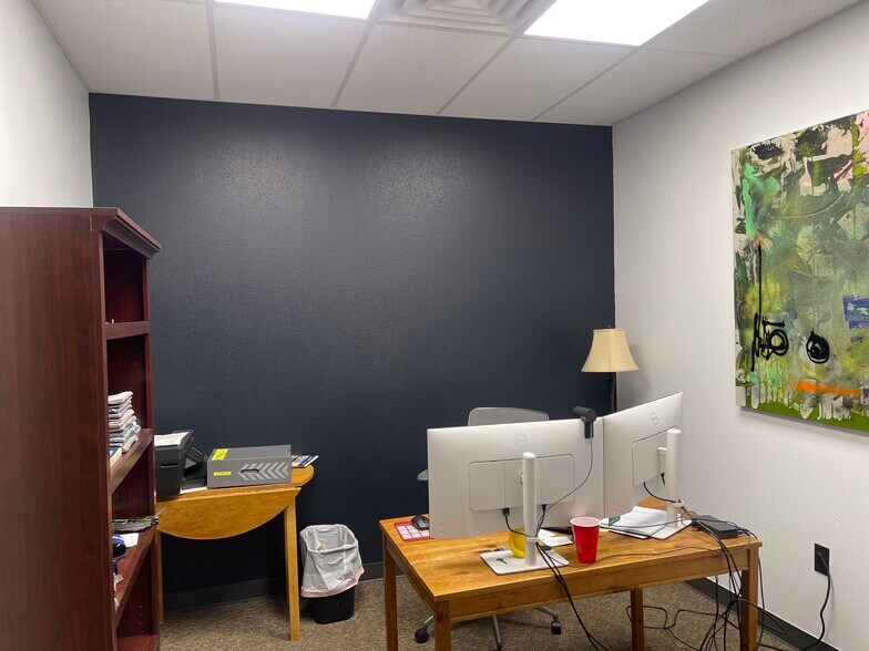 More Photos Of 168 Col Etheredge Blvd, Huntsville Flex For Lease