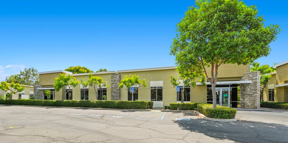 More Photos Of 3164 Lionshead Ave, Carlsbad Office For Lease