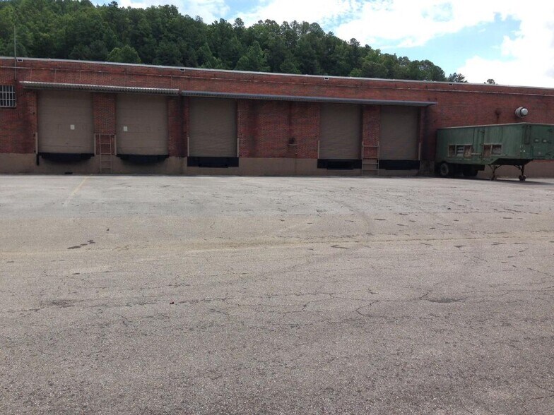 More Photos Of 601 Tuscaloosa Ave, Gadsden Warehouse For Lease