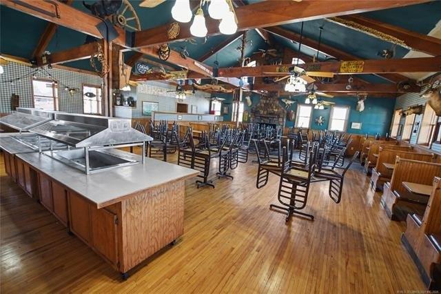 More Photos Of 1403 S Park Hill Rd, Tahlequah Restaurant For Sale