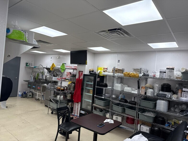 More Photos Of 4820 Augusta Rd, Garden City Freestanding For Lease