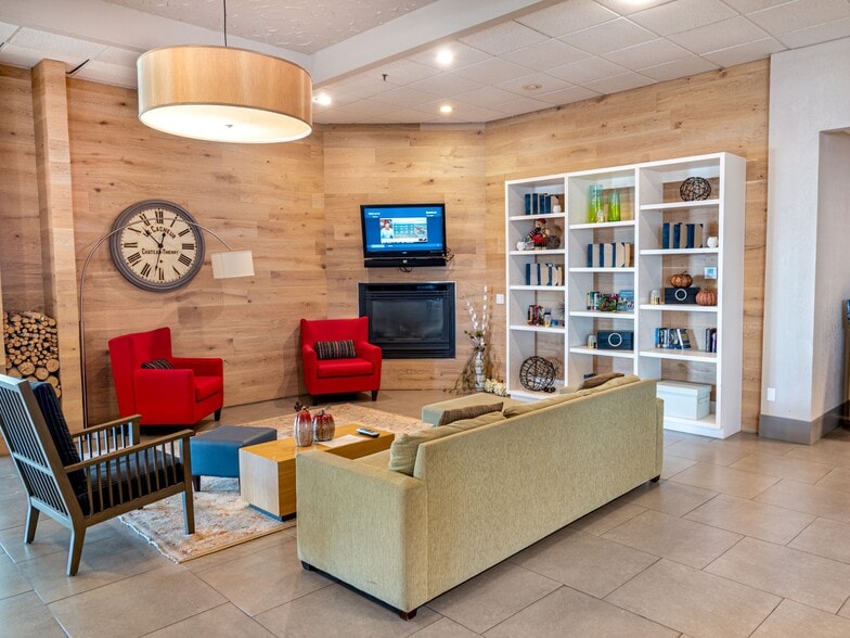 More Photos Of 664 Chase Blvd, Sidney Hotel For Sale