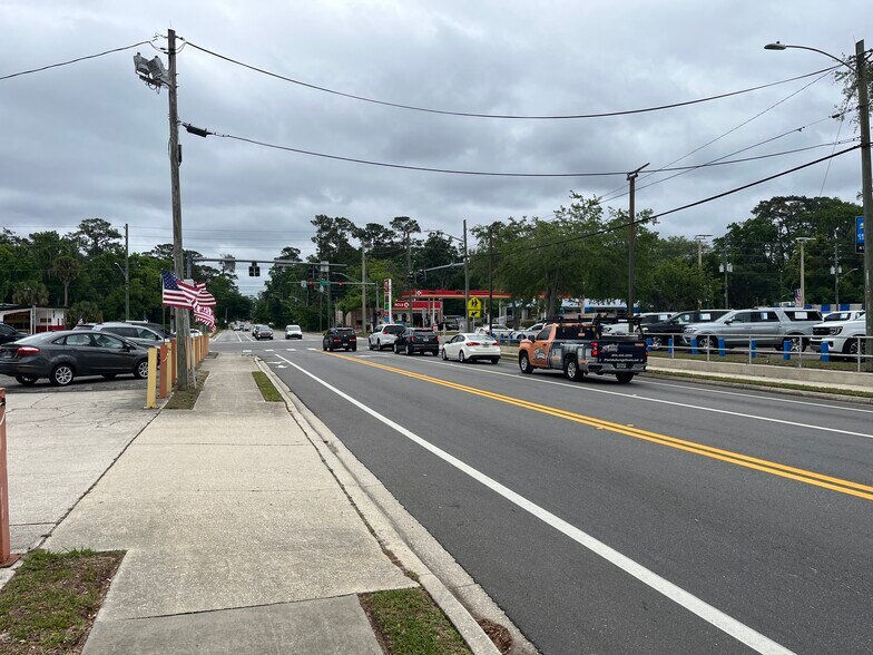 More Photos Of 5013 Park St, Jacksonville Auto Repair For Sale