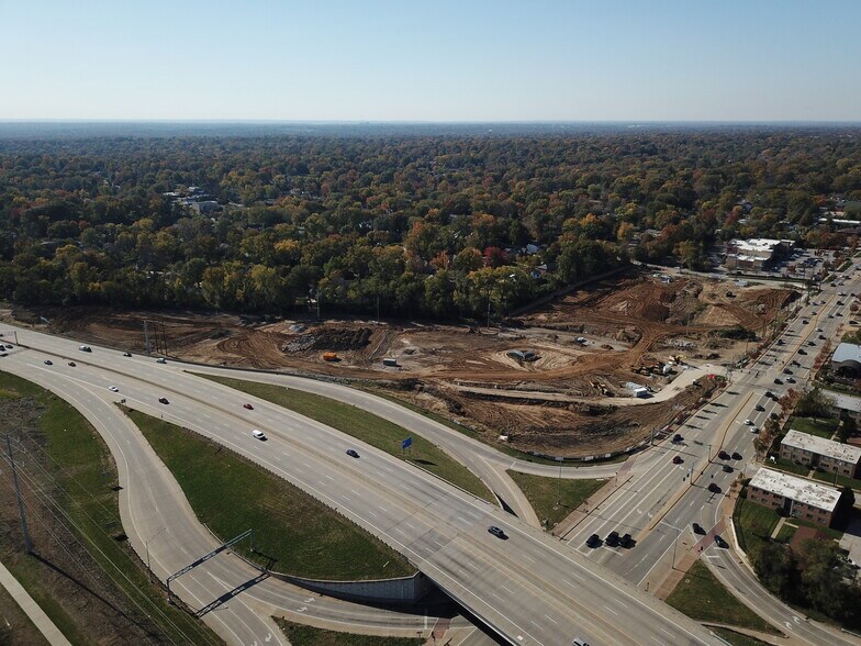 More Photos Of 9091 Olive Blvd, Olivette General Retail For Sale