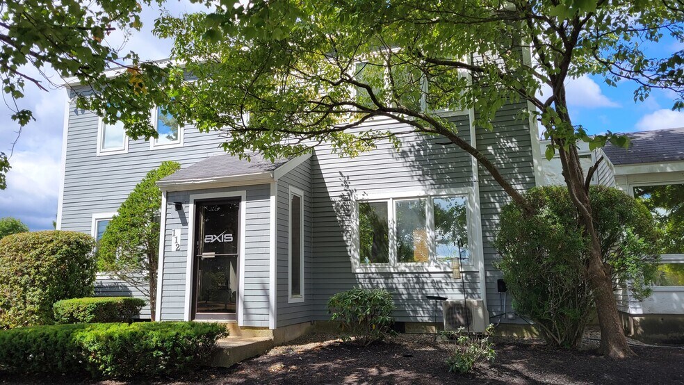 More Photos Of 112 Parker St, Newburyport Research And Development For Lease