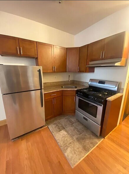 More Photos Of 2017 Albemarle Rd, Brooklyn Apartments For Sale