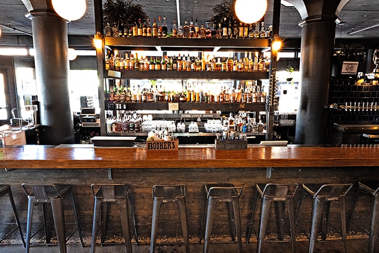 More Photos Of 706-710 SE 6th Ave, Portland Storefront Retail Office For Sale