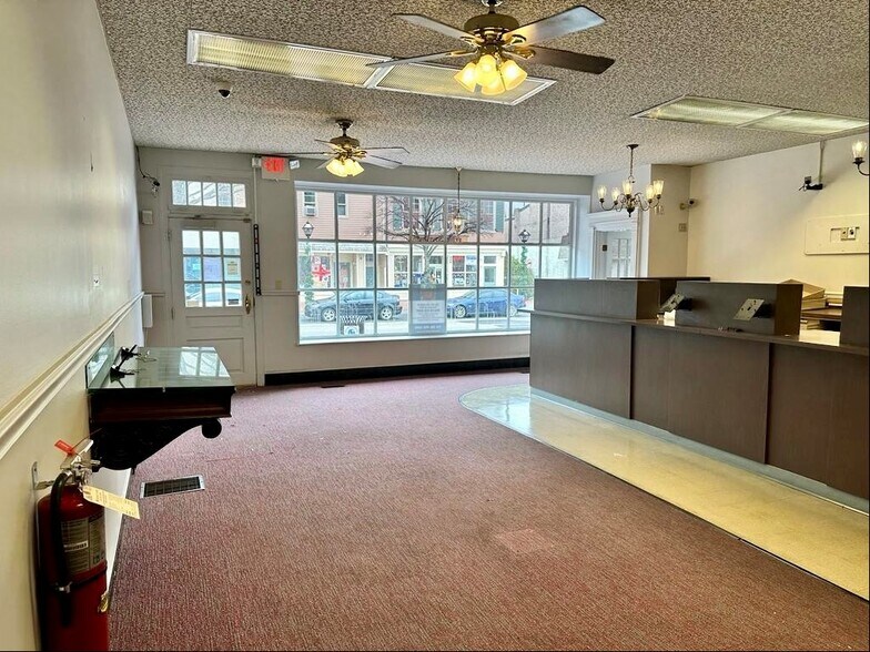 More Photos Of 332-334 High St, Burlington Office For Lease