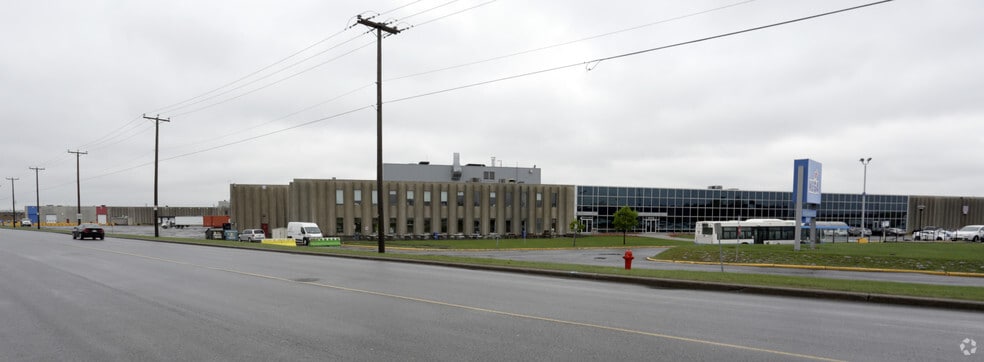 4505 Rue Hickmore Saint Laurent Qc H4T 1K4
