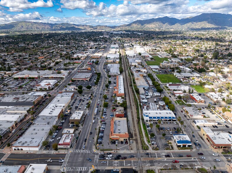 More Photos Of 1201 Truman St, San Fernando Storefront For Lease