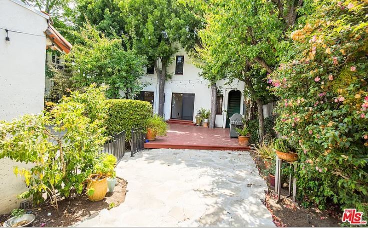 More Photos Of 806 N Sweetzer Ave, Los Angeles Apartments For Sale