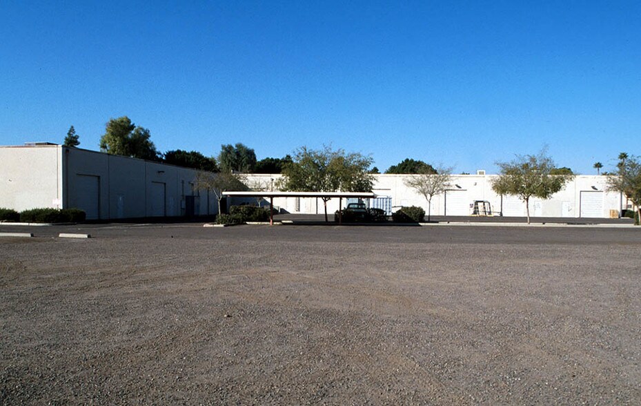 More Photos Of 3001-3027 N 35th Ave, Phoenix Warehouse For Lease