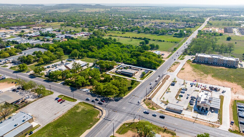 More Photos Of 516 Friendship Ln, Fredericksburg Carwash For Sale