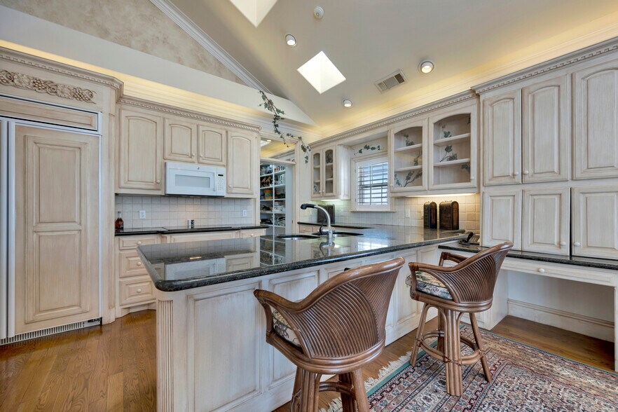 More Photos Of , Euless Unknown For Sale