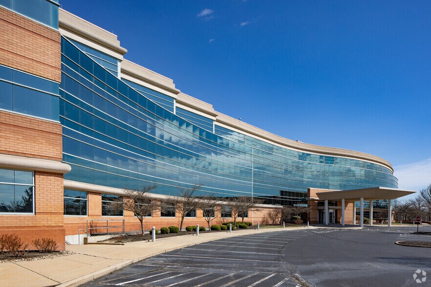 More Photos Of 25 Atlantic Ave, Erlanger Office For Lease