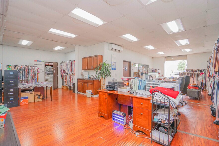 More Photos Of 1368 E Washington Blvd, Los Angeles Manufacturing For Sale