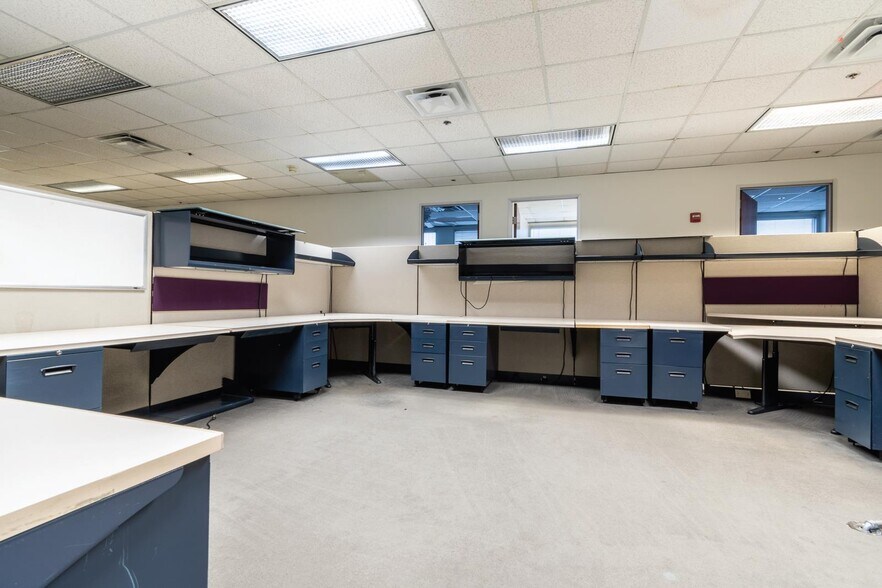 More Photos Of 6851 NE Loop 820, North Richland Hills Office For Lease