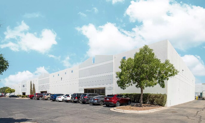 More Photos Of 543 B S Americas Ave, El Paso Unknown For Lease