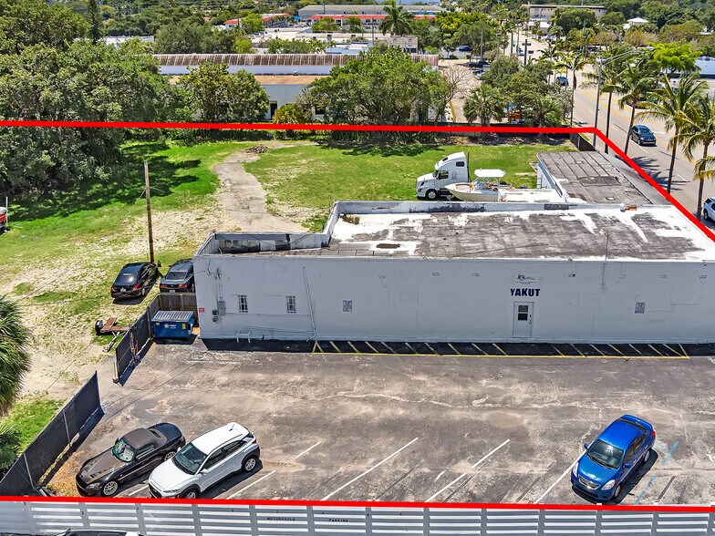 More Photos Of 249 S Federal Hwy, Dania Storefront Retail Office For Sale