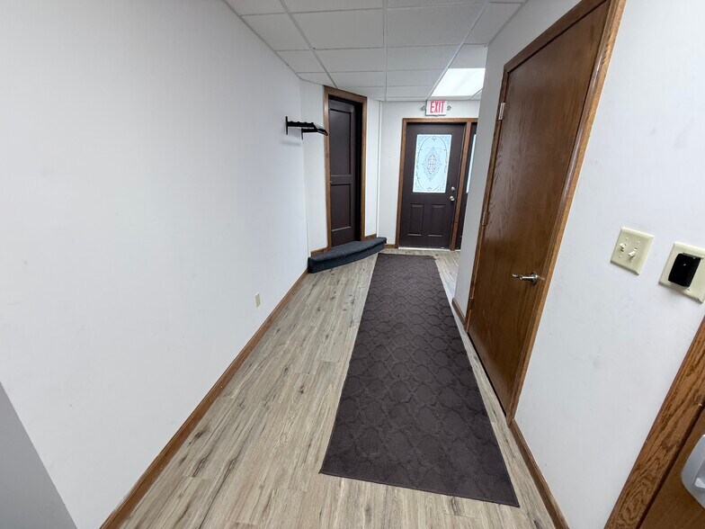 More Photos Of 429 13th St, Franklin Storefront Retail Office For Sale