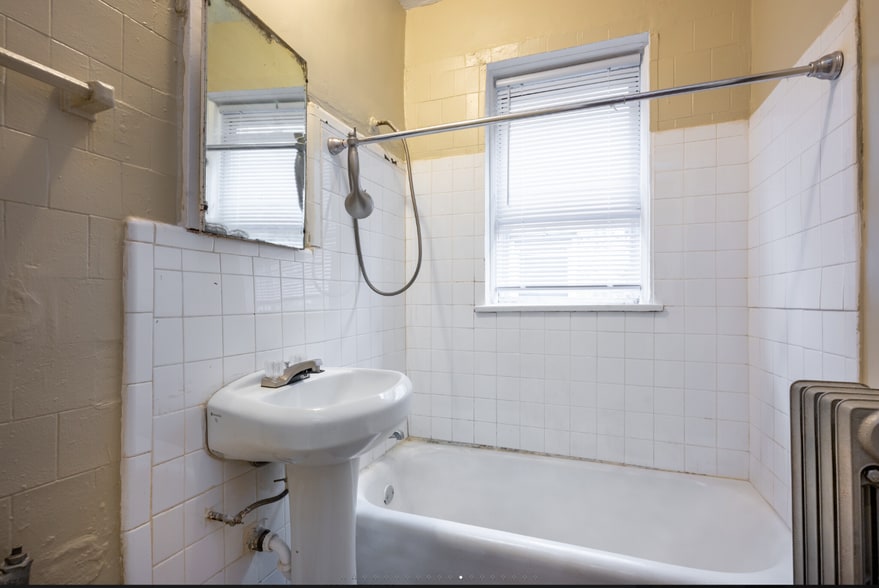 More Photos Of 156-158 N Central Ave, Chicago Apartments For Sale