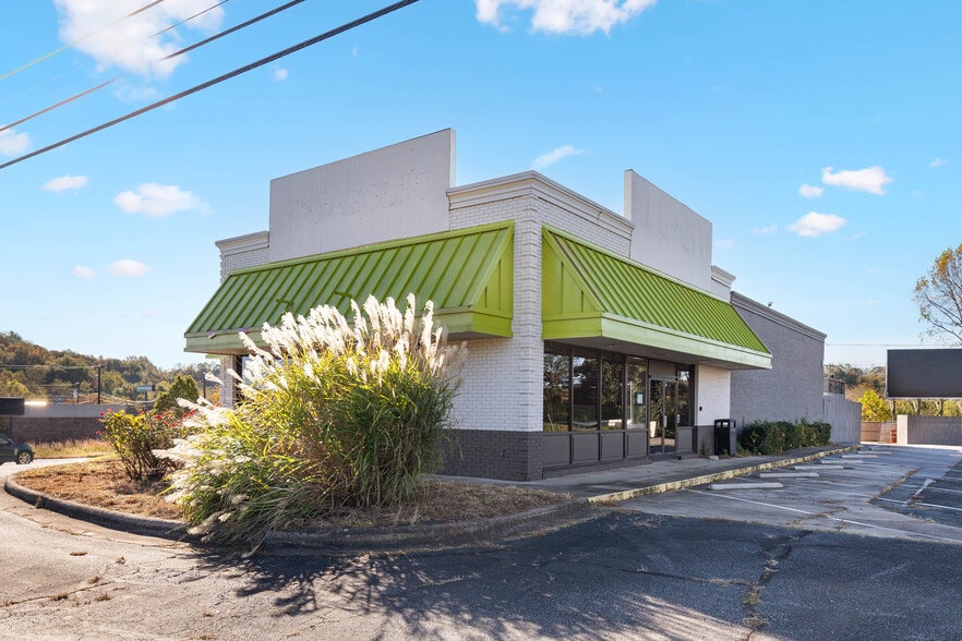 More Photos Of 1429 US Highway 421, Wilkesboro Fast Food For Sale