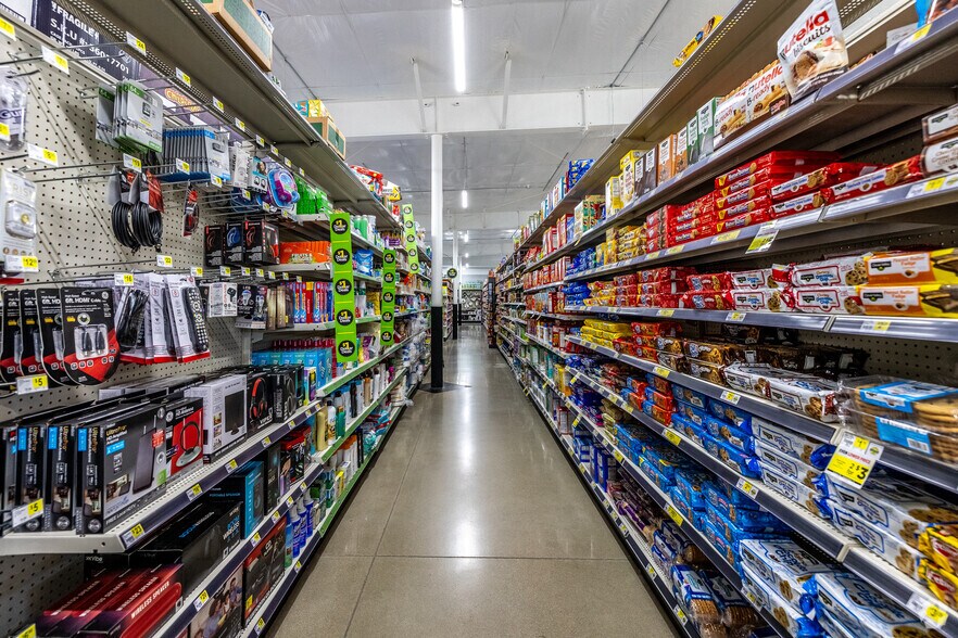 More Photos Of 113 E Main Ave, Rockford Convenience Store For Sale