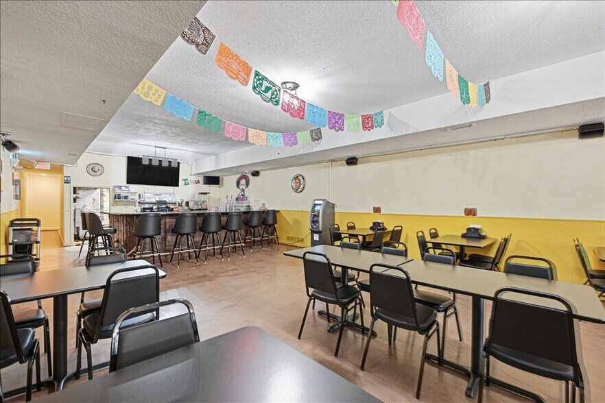 More Photos Of 405 Main St, Silver City Restaurant For Sale