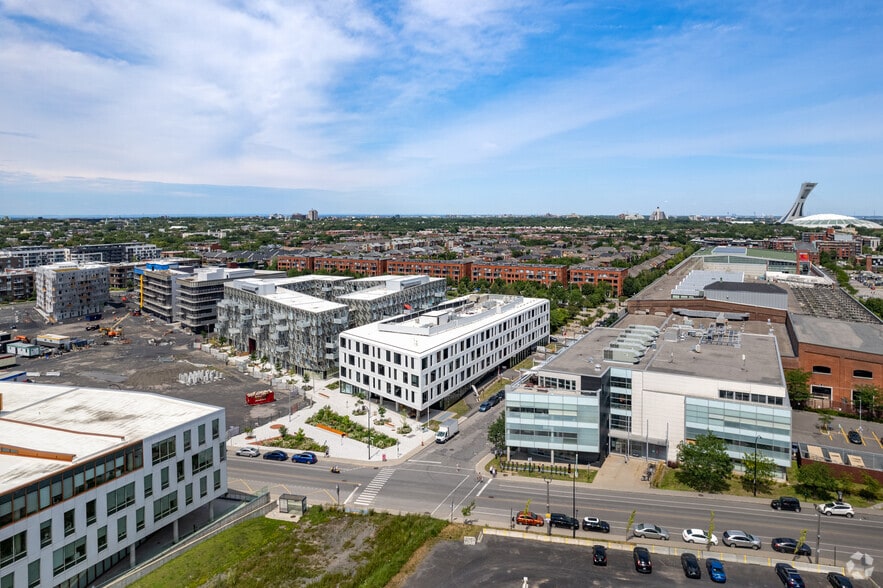 More Photos Of 2601 Rue William Tremblay, Montréal Healthcare For Lease
