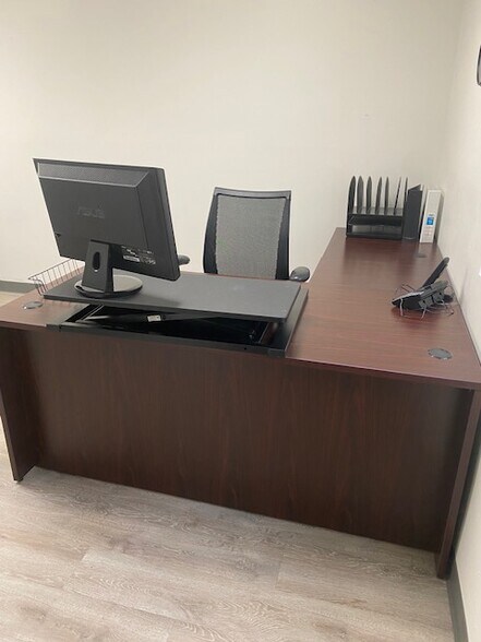 More Photos Of 13555 Automobile Blvd, Clearwater Medical For Lease