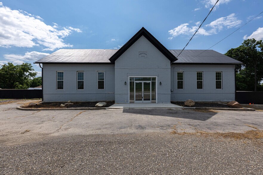 Primary Photo Of 9030 OH-202, Tipp City Freestanding For Sale