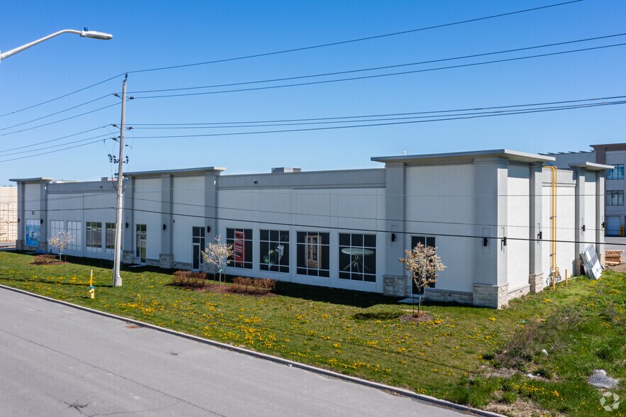 More Photos Of 280 Didsbury Rd, Ottawa Storefront For Lease