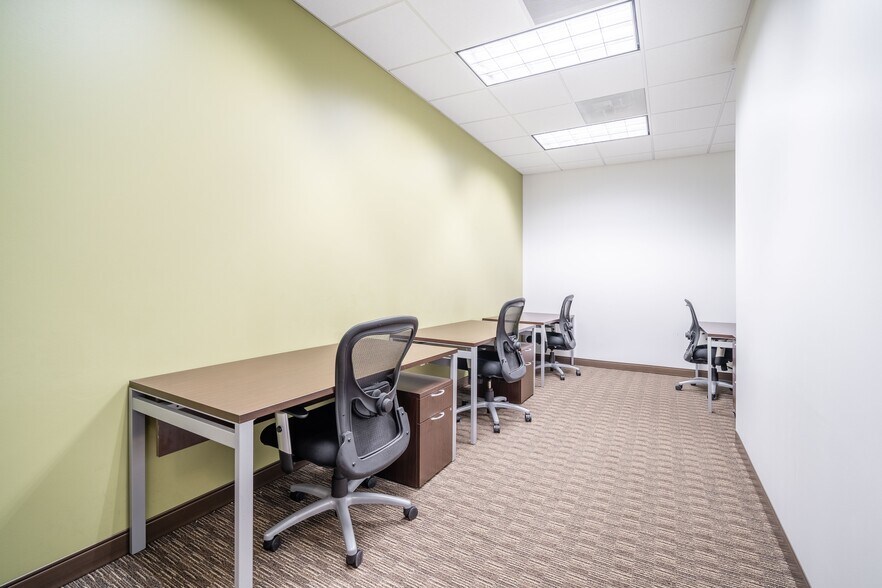 More Photos Of 16701 Melford Blvd, Bowie Coworking Space