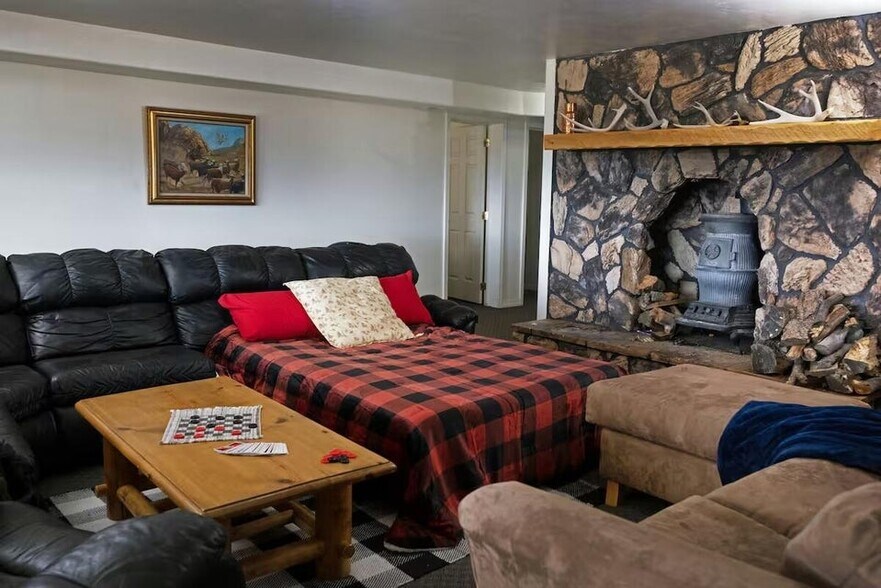 More Photos Of 23886 6450, Cedar City Specialty For Sale